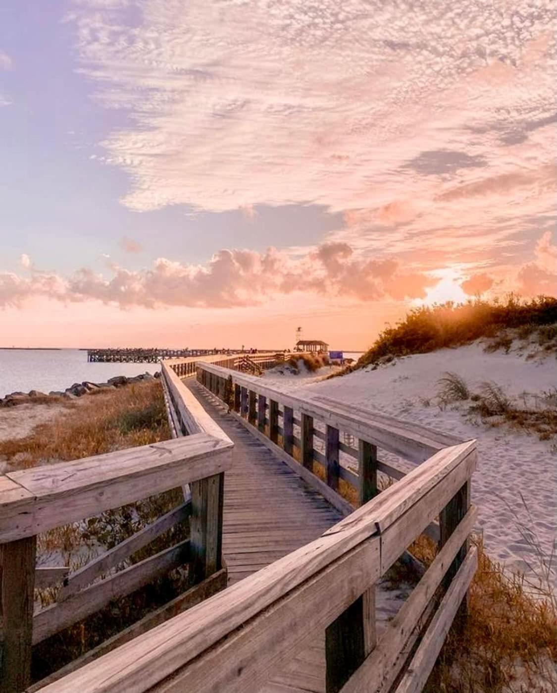 Key Lime Cottage Steps From Cape Charles Beach Extérieur photo
