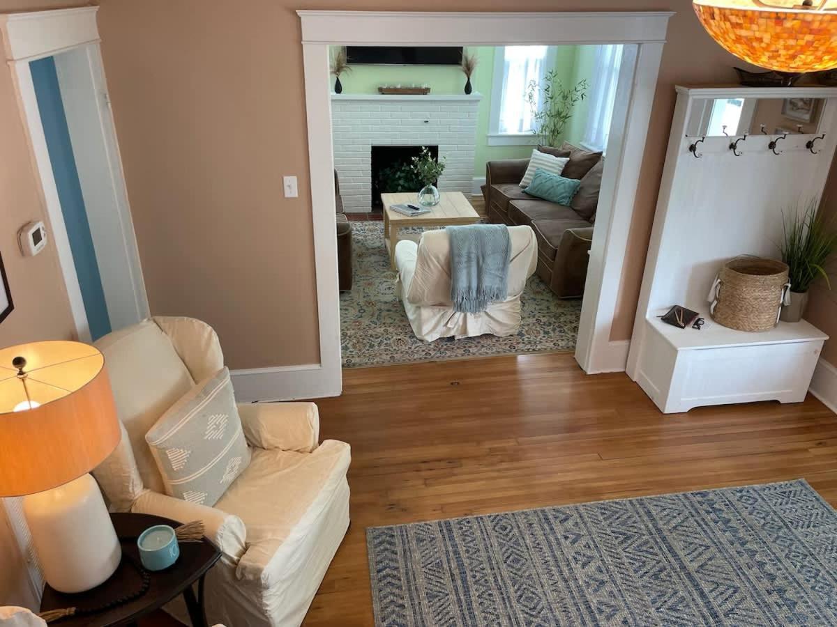 Key Lime Cottage Steps From Cape Charles Beach Extérieur photo