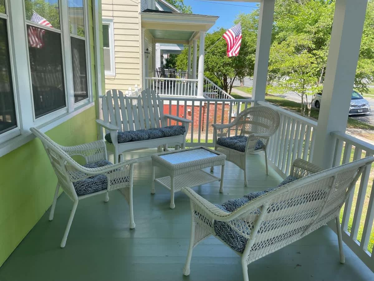 Key Lime Cottage Steps From Cape Charles Beach Extérieur photo